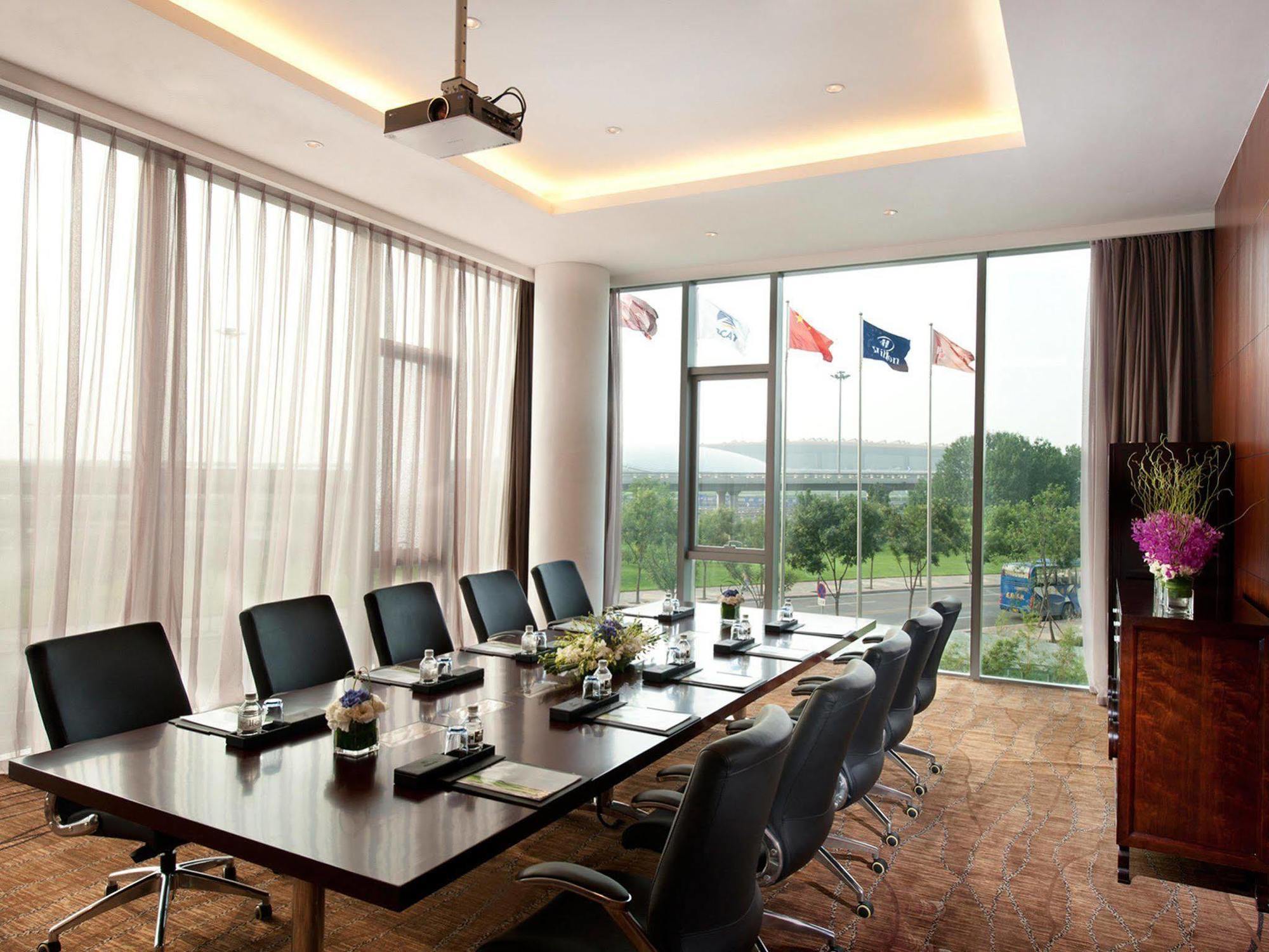Capital Airport Hotel 北京 エクステリア 写真